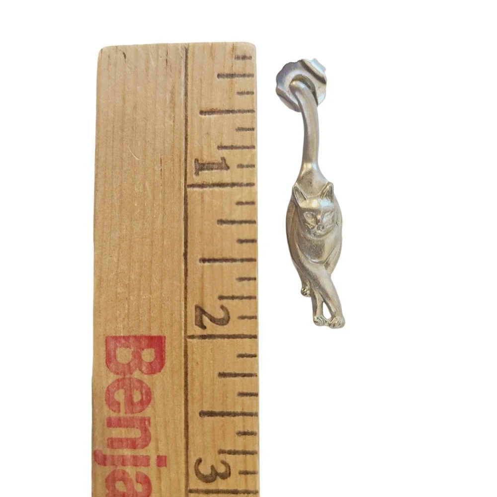 Maurice Milleur Walking Cat Earrings Pewter 1988‎ Signed Silver Tone Vintage